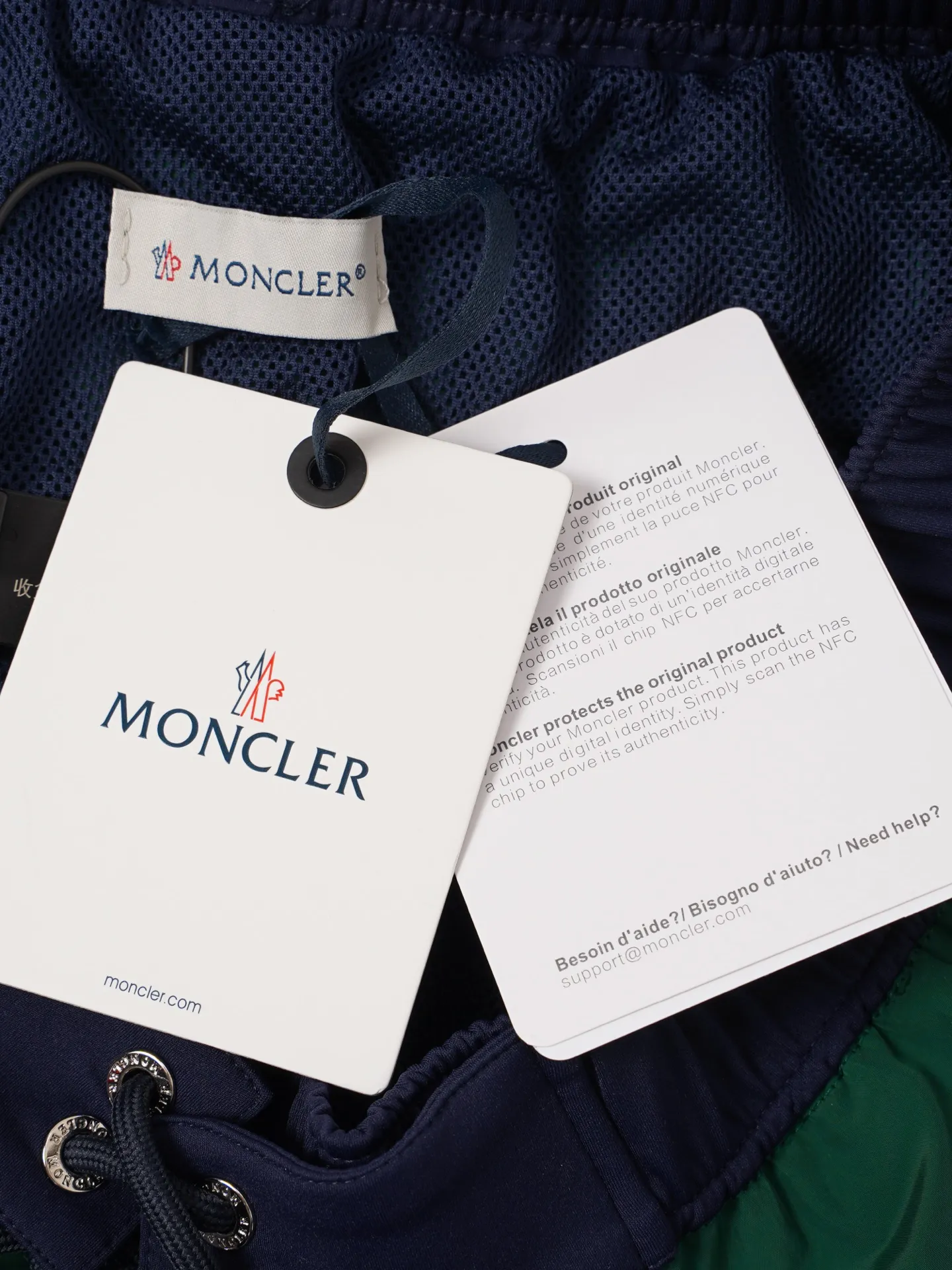 Moncler logo Lace-Up ● ：3110 ● ： ● ： ● ：Green Red Black ● ： ● ： 210 ●Size：S-M-L-XL ● ： ， ， Breathable ， 。 Navy Blue ， ， ， 。 ， ， 。 ， ， Quality 。 ， ， 。 ， Navy Blue Classic ， ， 。 ， ， Same Style ， ， ， ， Same Style！
